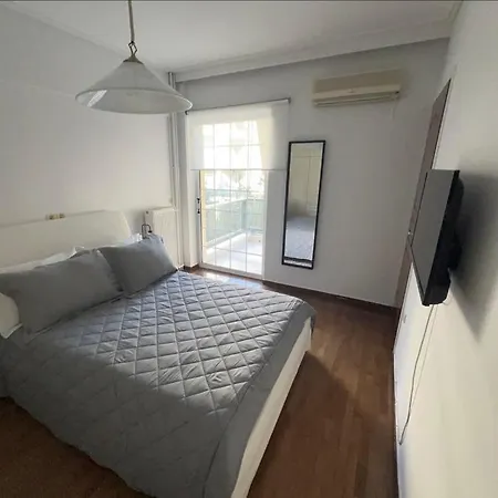 Glyfada Luxury Apartment *