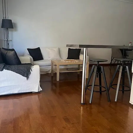 Glyfada Luxury Apartment Athens